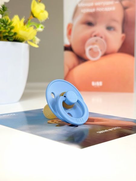 Соска пустышка BIBS Colour Latex Round (круглая) &ndash; Sky Blue, 2й размер 6-18месяцев 101554 фото