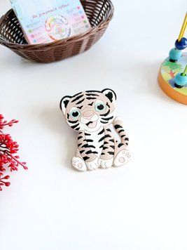 Силиконовый прорезыватель, грызунец тигр, пудровый 101416 фото